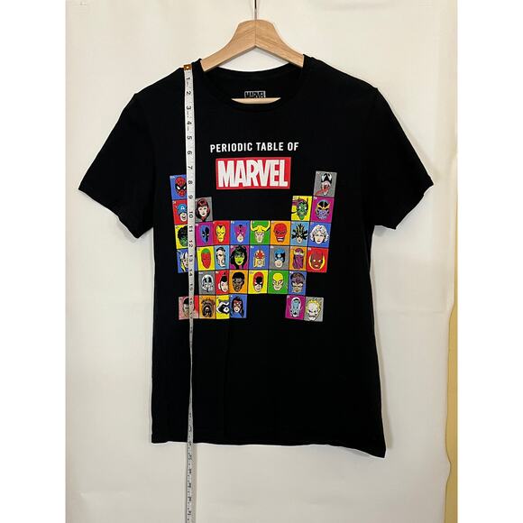 Marvel Periodic Table Small Pre-Owned in good condition - Picture 3 of 5